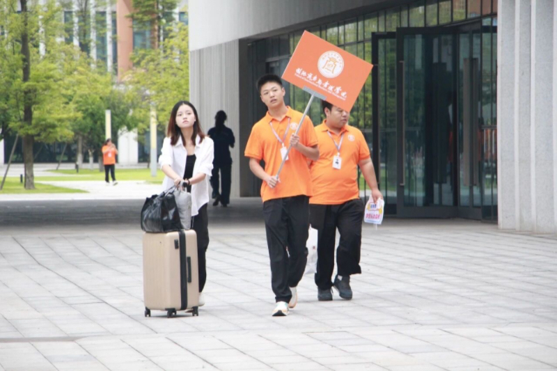 08cf191b-a336-45b7-b150-c9e53f98bb0a.jpg