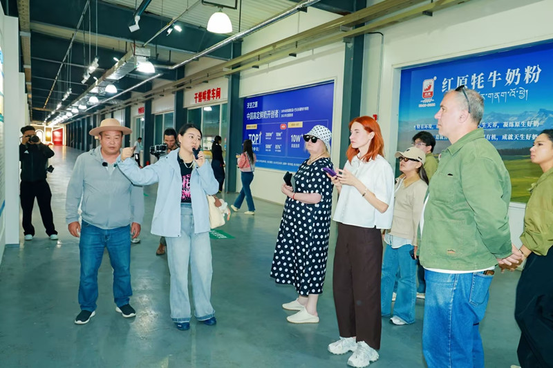 6e117491133e040c2a58a2a4df55d03b_compress(1)_副本.jpg