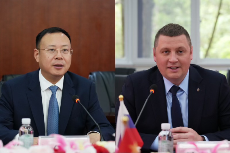 校长来访.jpg